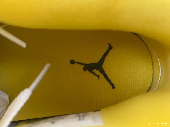 1st Kicks Shoes 4 Sulfur AQ9129-101 Jordan Air Vivid WNNS 0511